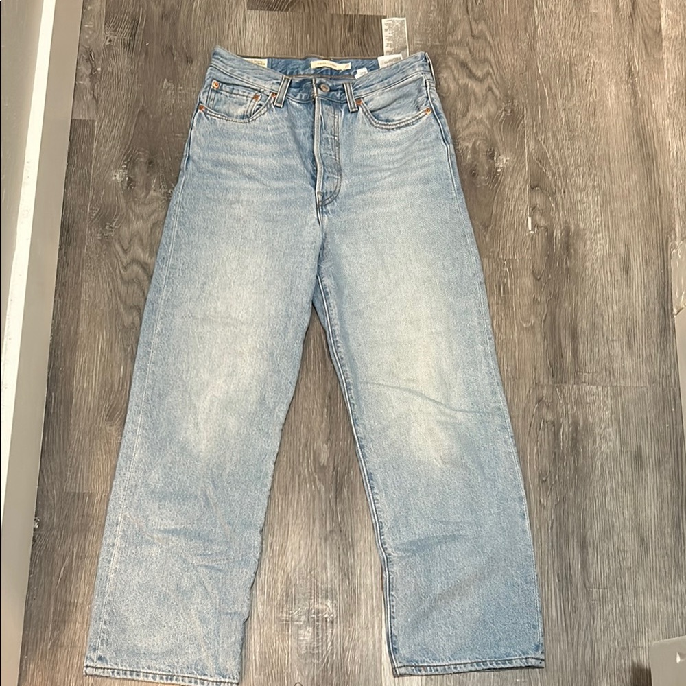 Levi’s High Waisted Light Blue Jeans